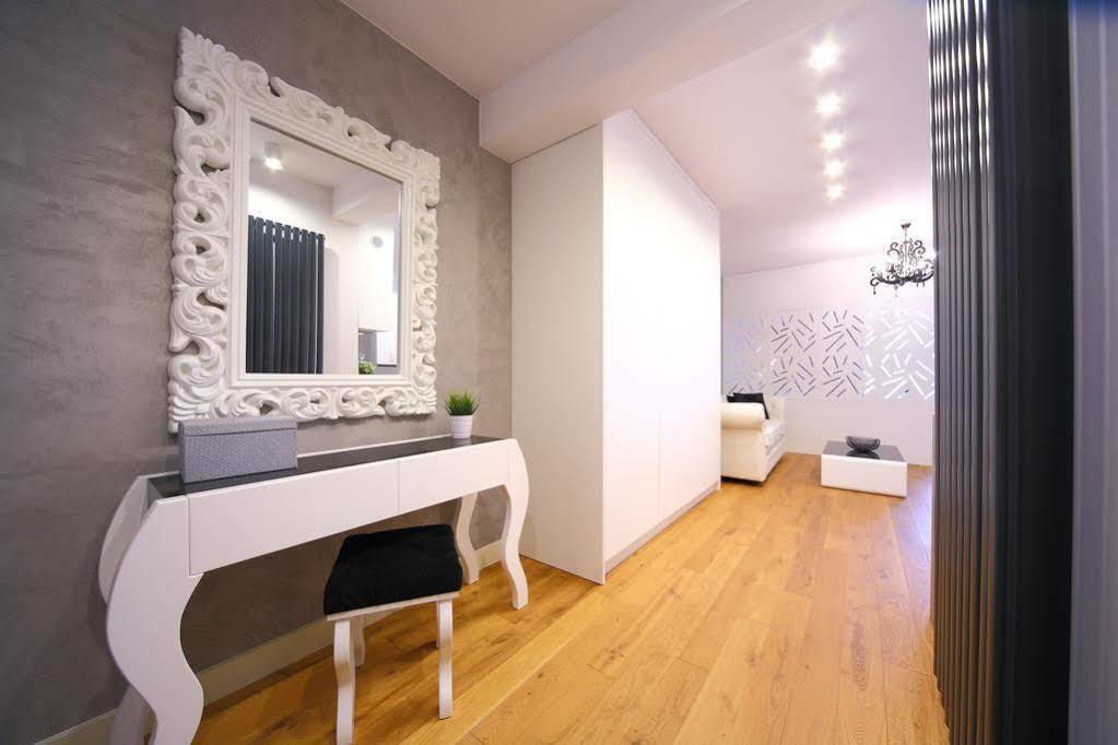 Old Town Friendhouse Apartments Krasków Εξωτερικό φωτογραφία